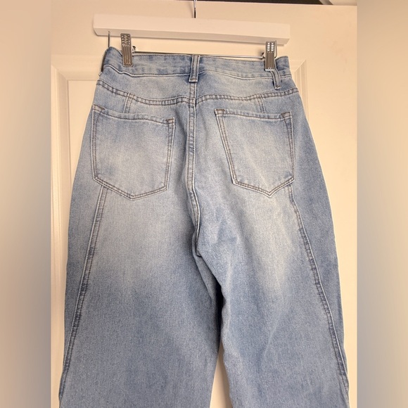 Commense Vintage Denim Straight Leg Jeans - Picture 10 of 13